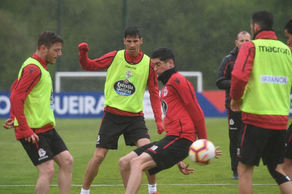 El técnico José Luis Martí programa una sesión de una hora de duración con el objetivo de dosificar las fuerzas de sus futbolistas.