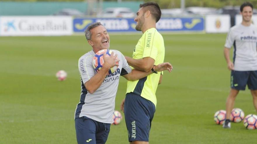 Cinco nombres propios para el entrenador del Submarino