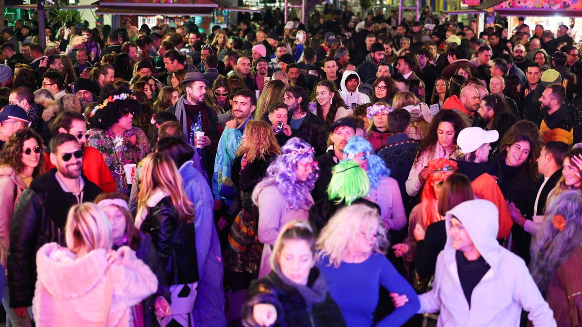 Todas las imágenes de la Súper Flower de Sant Antoni.