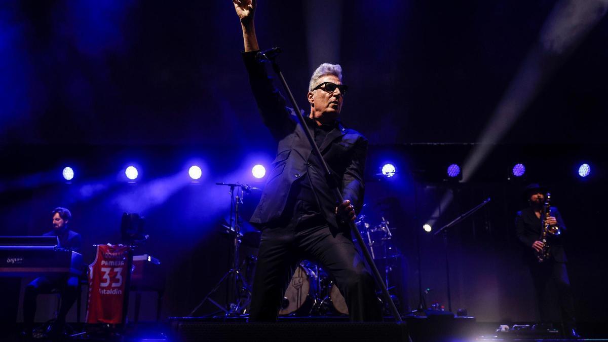 Loquillo, en una imagen de su concierto en el Roig Arena de Valencia el pasado mes de diciembre