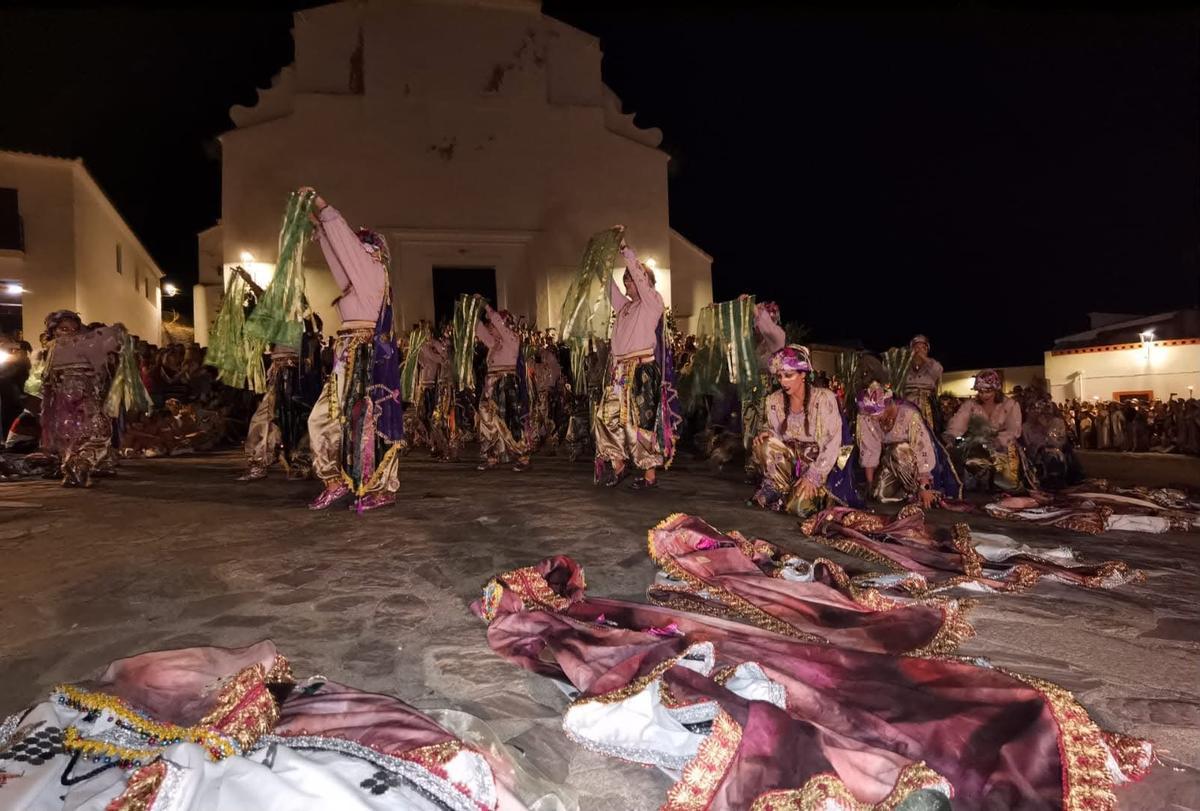 Galería | Del miedo de los niños a la gran fiesta de Alconchel: así cobra vida la Zaragutía Mora