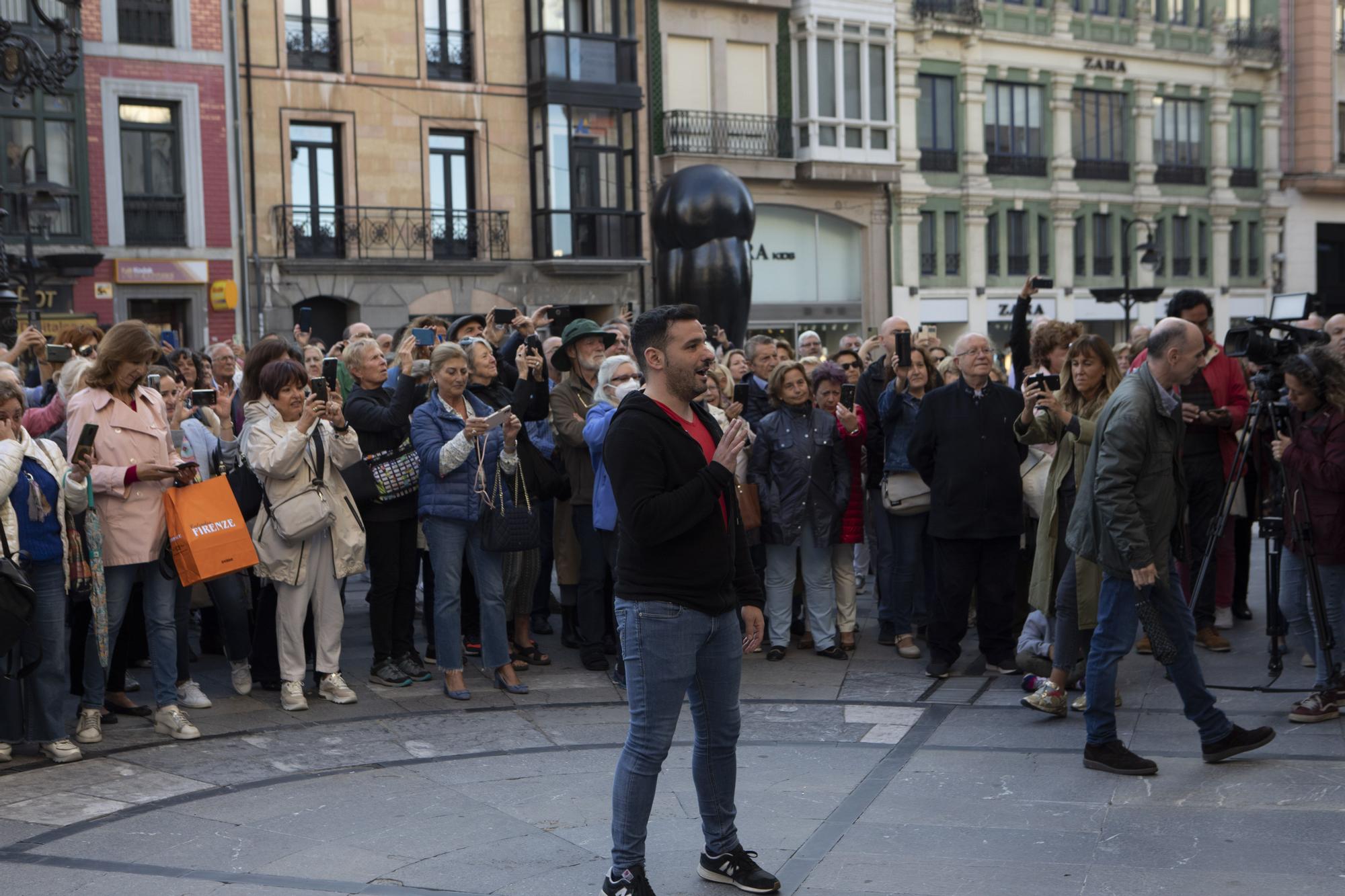 Entrega de la Medalla de Oro de la ciudad a la Fundación Ópera de Oviedo