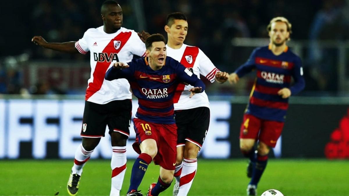Messi ante River Plate en 2016