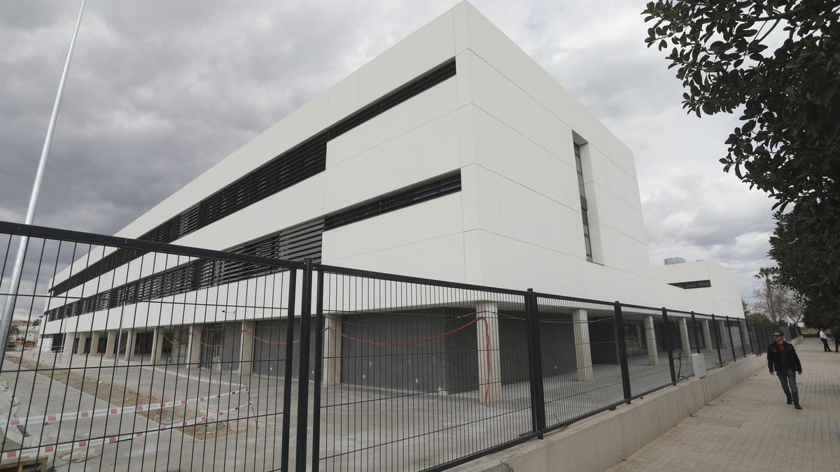 Fachada del IES Número 5
