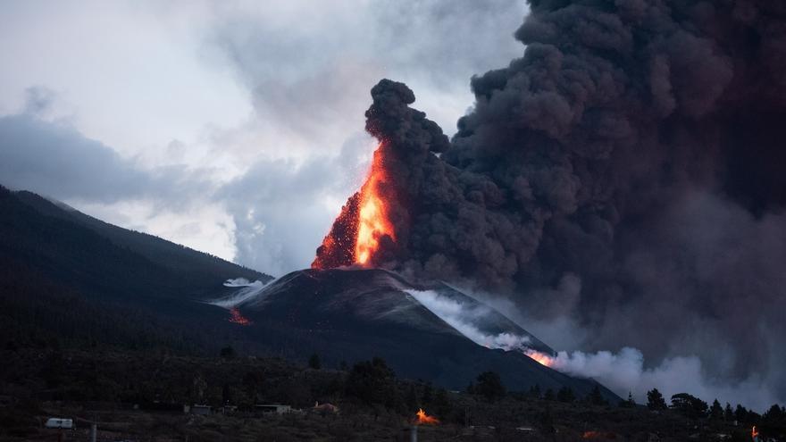 La actividad del volcán parece retomar su tendencia descendente