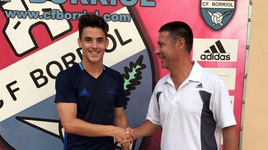 Víctor Felip, excanterano del CD Castellón, ficha por el CF Borriol