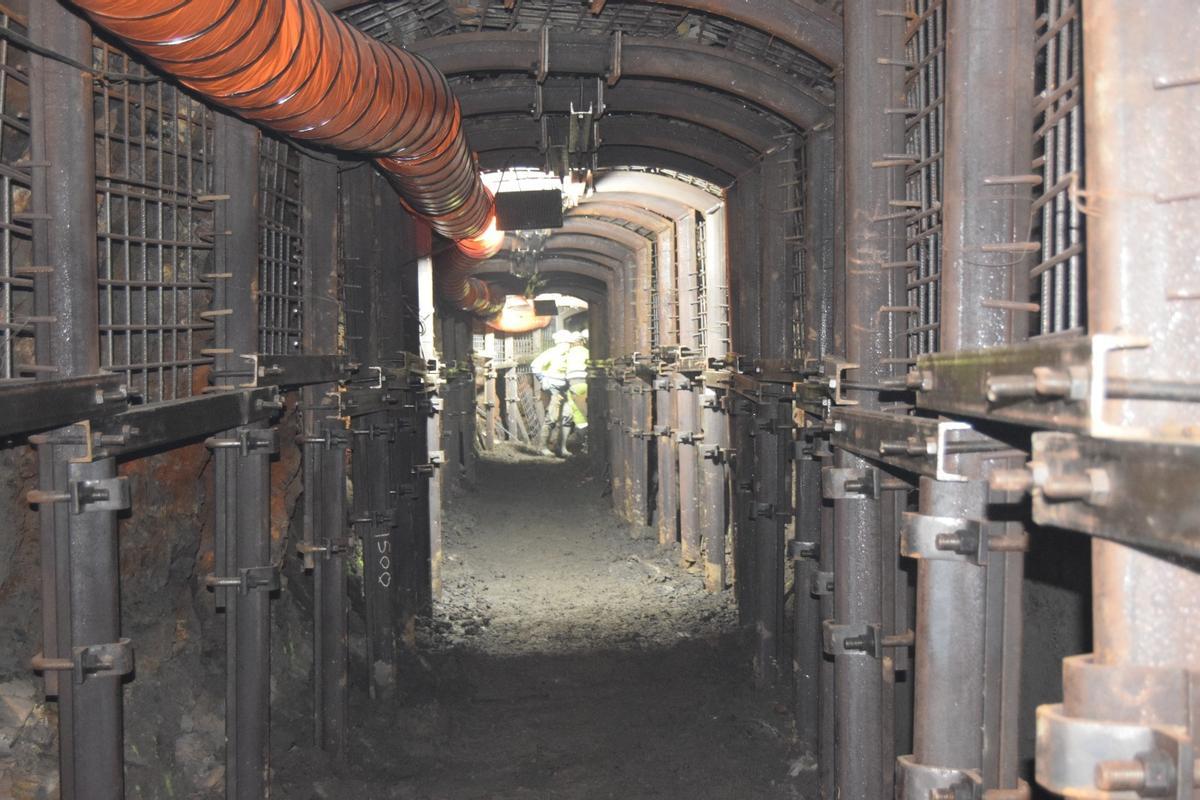 Interior de la mina de Arnao.