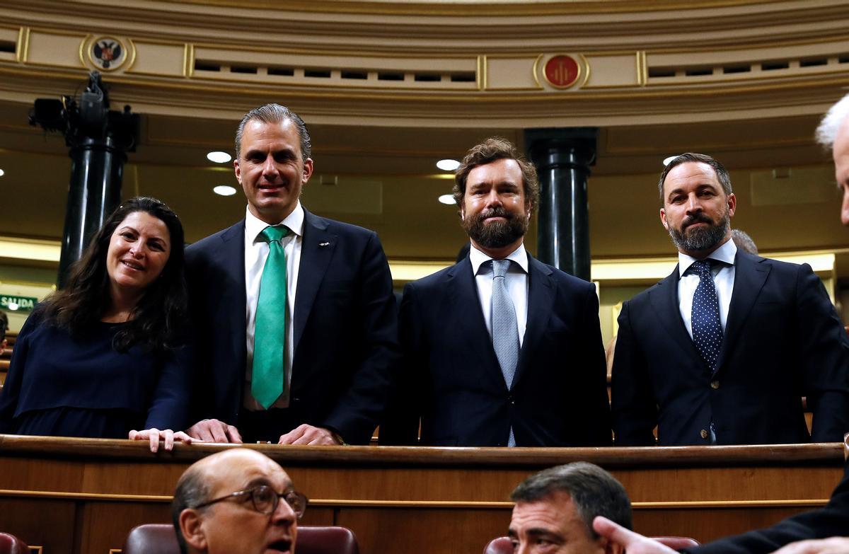 Olona, Ortega Smith, Espinosa de los Monteros y Abascal en el Congreso: la ultraderecha, en las instituciones.