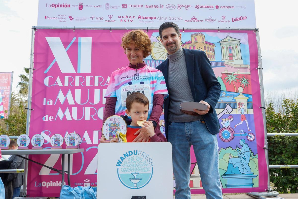 Las imágenes de la entrega de premios de la XI Carrera de la Mujer de Murcia