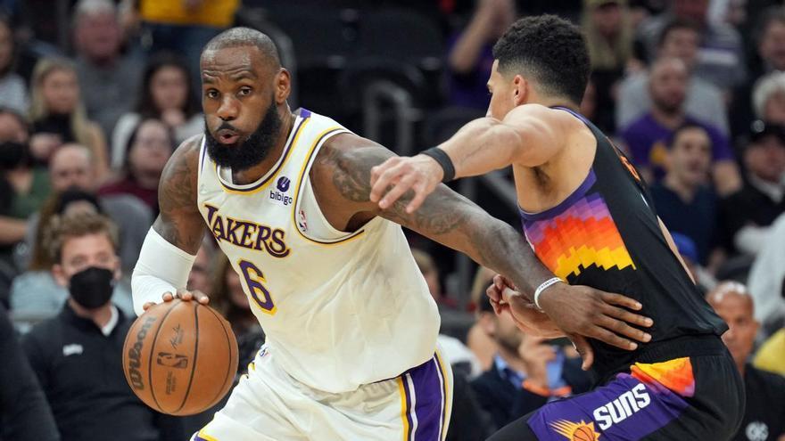 LeBron James hace historia con 30.000 puntos, 10.000 rebotes y 10.000 asistencias