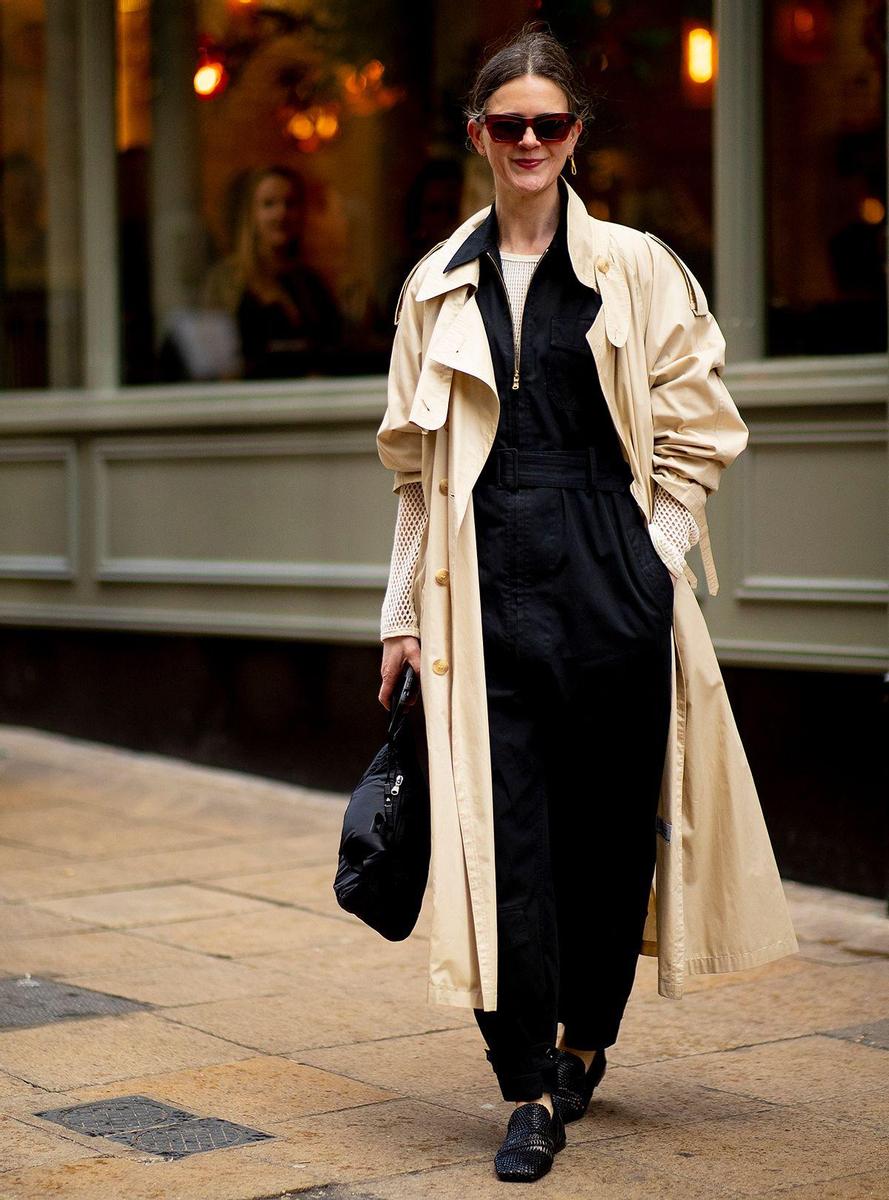 5 'looks' con gabardina para no perder tu estilo en los días de lluvia