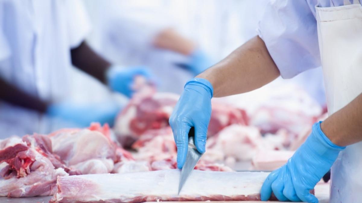 El sector carni continua liderant les exportacions de les empreses gironines.