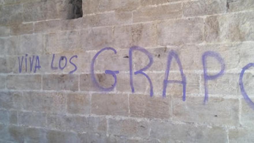 Vandalismo en los puentes del Jardín del Turia