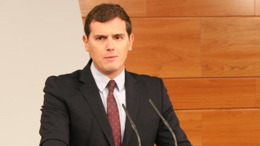 El líder de Cs, Albert Rivera, en  una roda de premsa a La Moncloa, imatge d&#039;arxiu