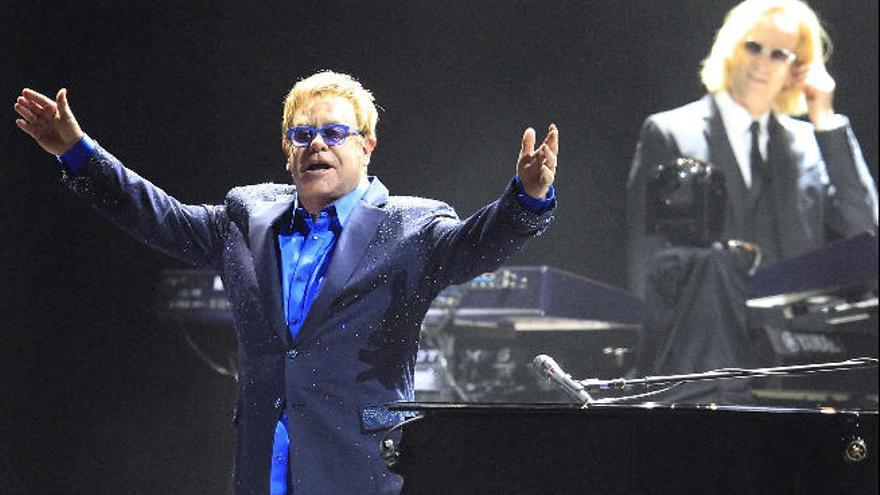 Elton John en un directo reciente ofrecido en Madrid.