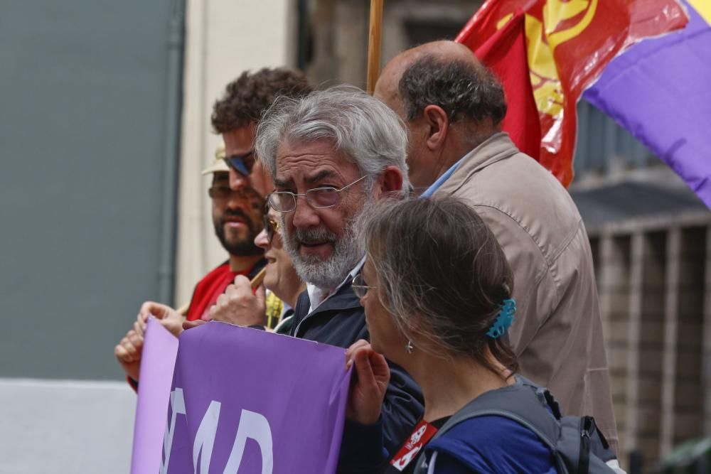 Manifestación "Pasacalles por la digindad" en Gijón