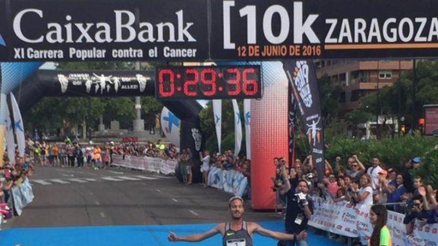 Toni Abadía gana la Copa de Europa de 10.000