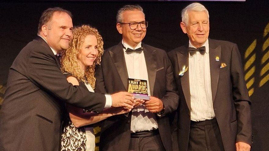 The tram receives two awards for its incident alert system