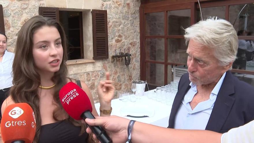 Carys Douglas, hija de Michael Douglas, sorprende hablando en español en Mallorca: «Mis recuerdos favoritos están en Valldemossa»»
