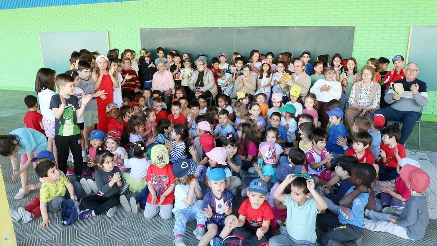 Intercambio de alegría y sabiduría con la vuelta al cole de los abuelos