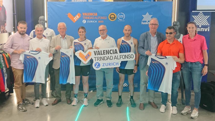 Presentación de las camisetas oficiales del Medio Maratón Valencia Trinidad Alfonso Zurich