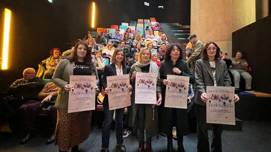 Todas a una en el Nalón: los ayuntamientos del Valle se unen para celebrar el 8M