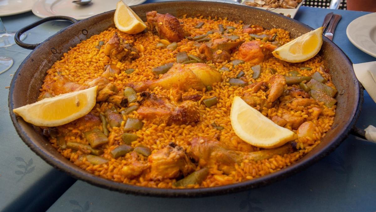 Paella valenciana