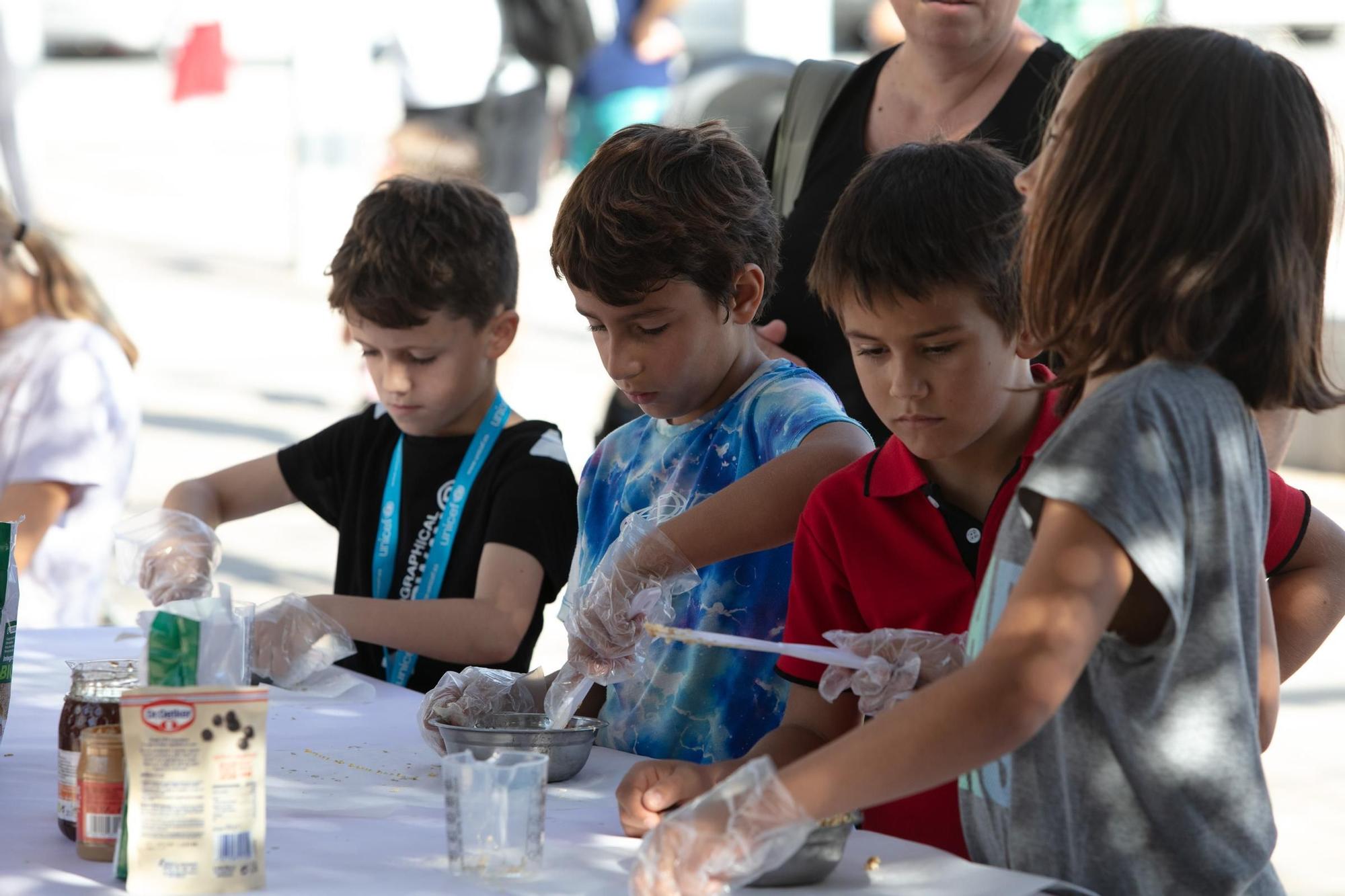 Mira aquí las imágenes de las actividades por el Día Mundial de la Infancia en Santa Eulària