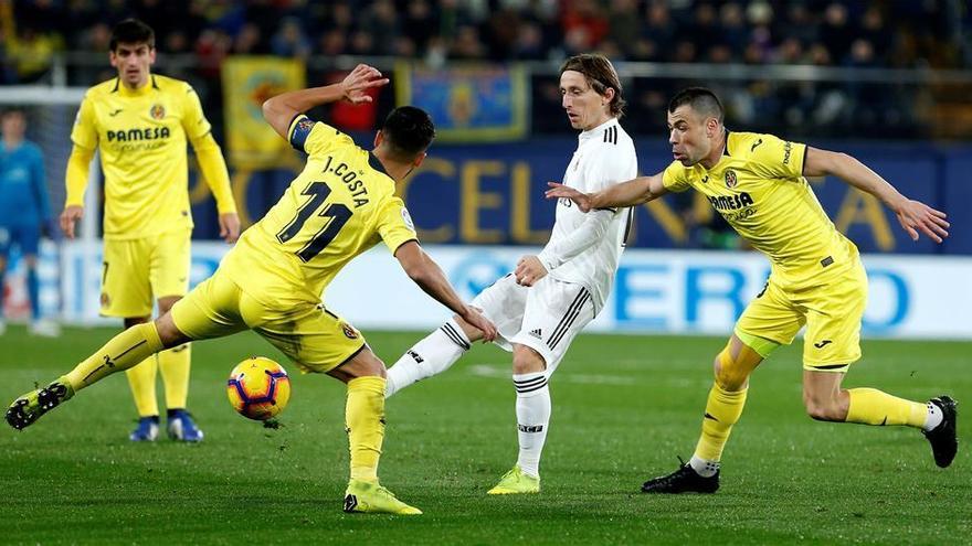 El Real Madrid no pasa del empate en Villarreal (2-2)