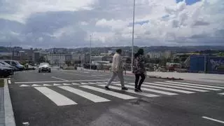 La línea 11 de autobús de A Coruña recupera su recorrido original por la avenida da Sardiñeira