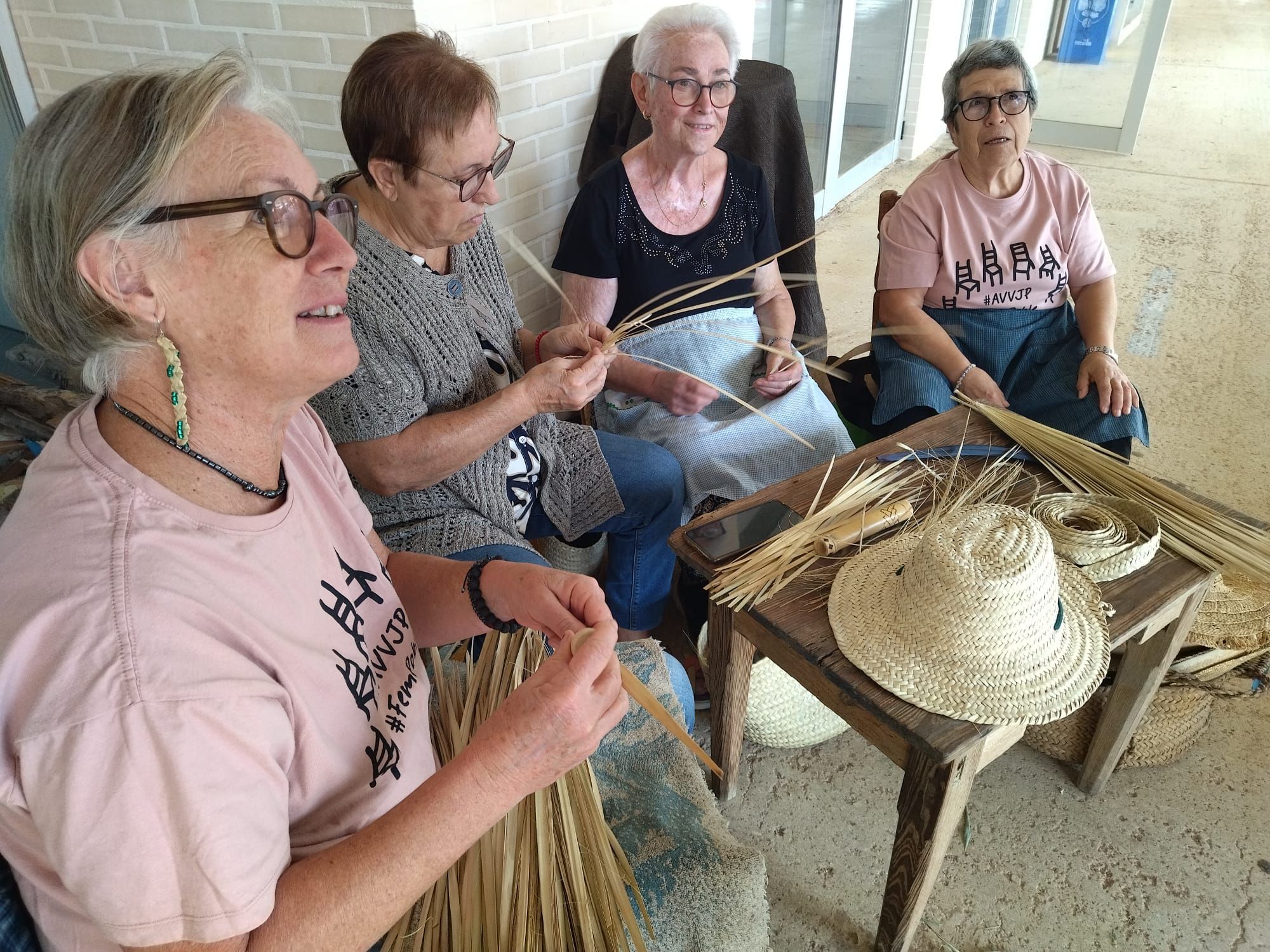 La fantástica "Festa de l'Escaldà" en el instituto Sorts de la Mar de Dénia (imágenes)