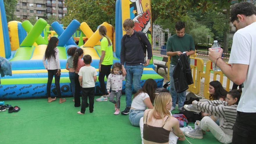 Las fiestas de Ourense ofrecen cuatro días de yincana gratuita en el Xardín do Posío