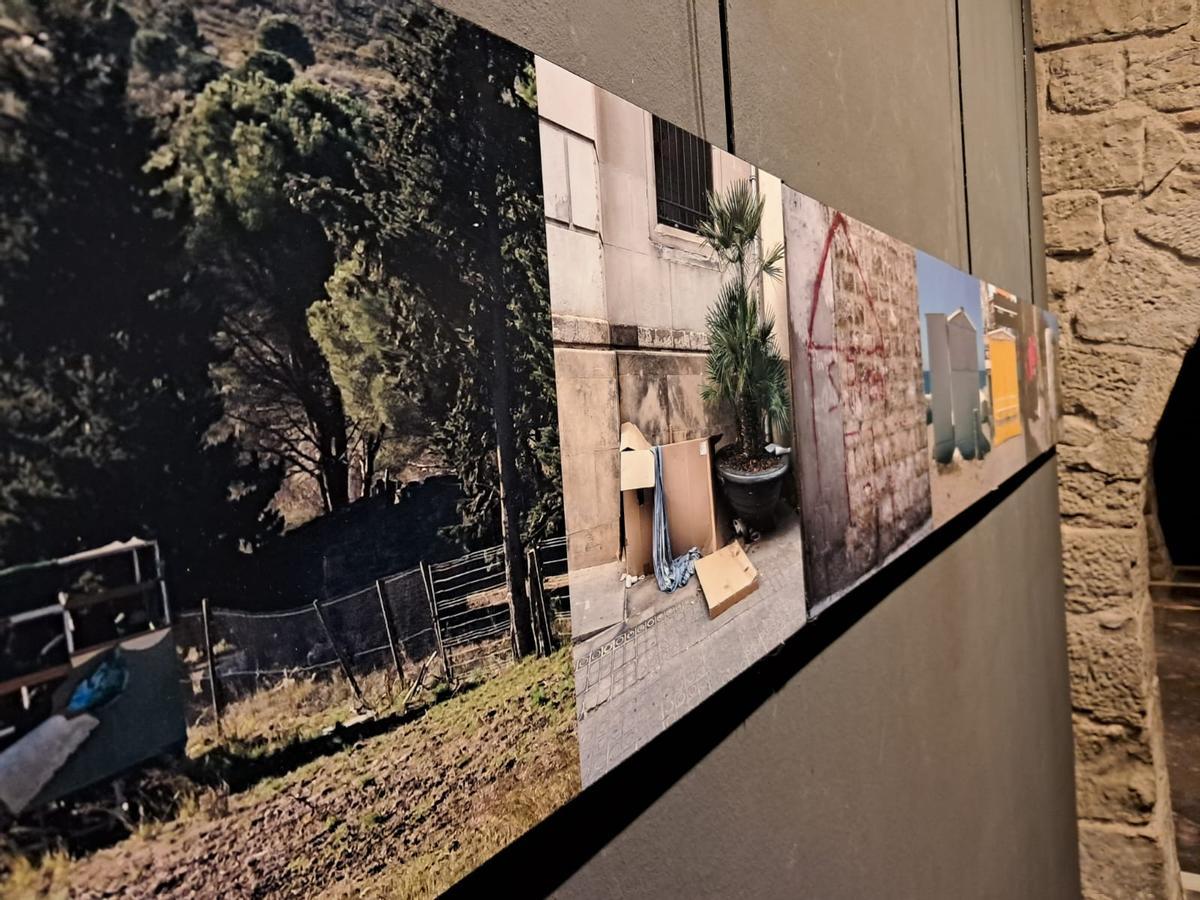 Manresa inaugura l'exposició "Aixopluc" a la Plana