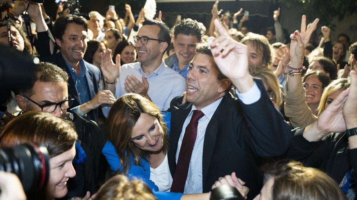 Carlos Mazón celebra su triunfo el 28M.