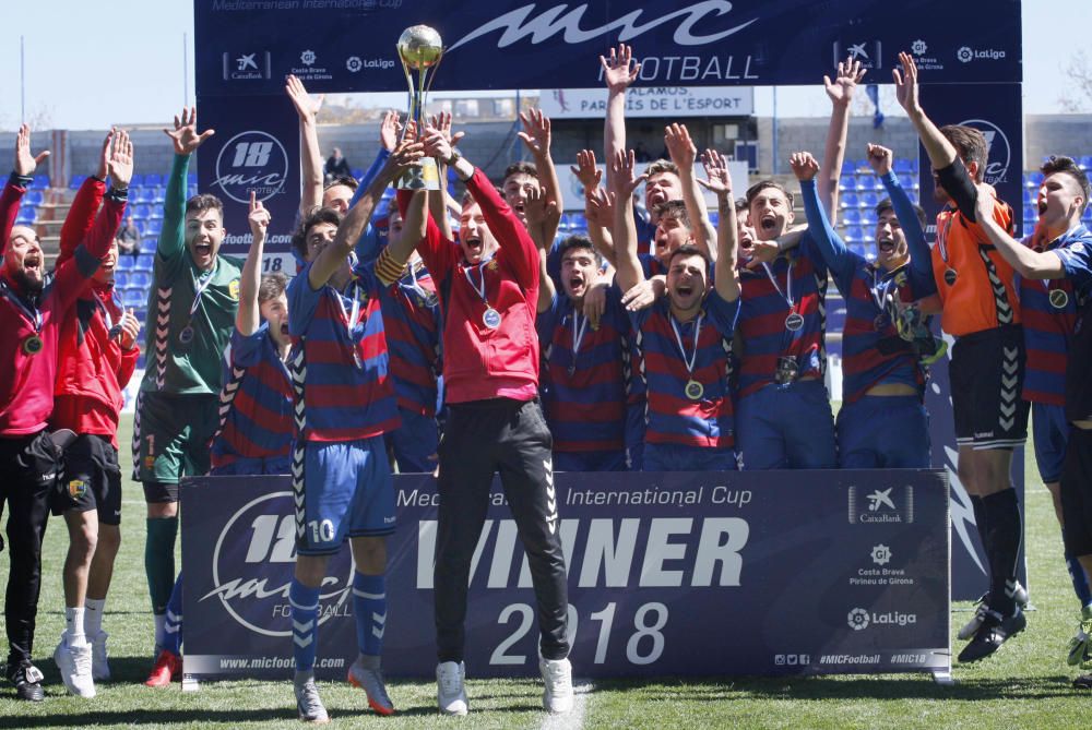 El Llagostera guanya el MIC juvenil tombant el Girona als penals