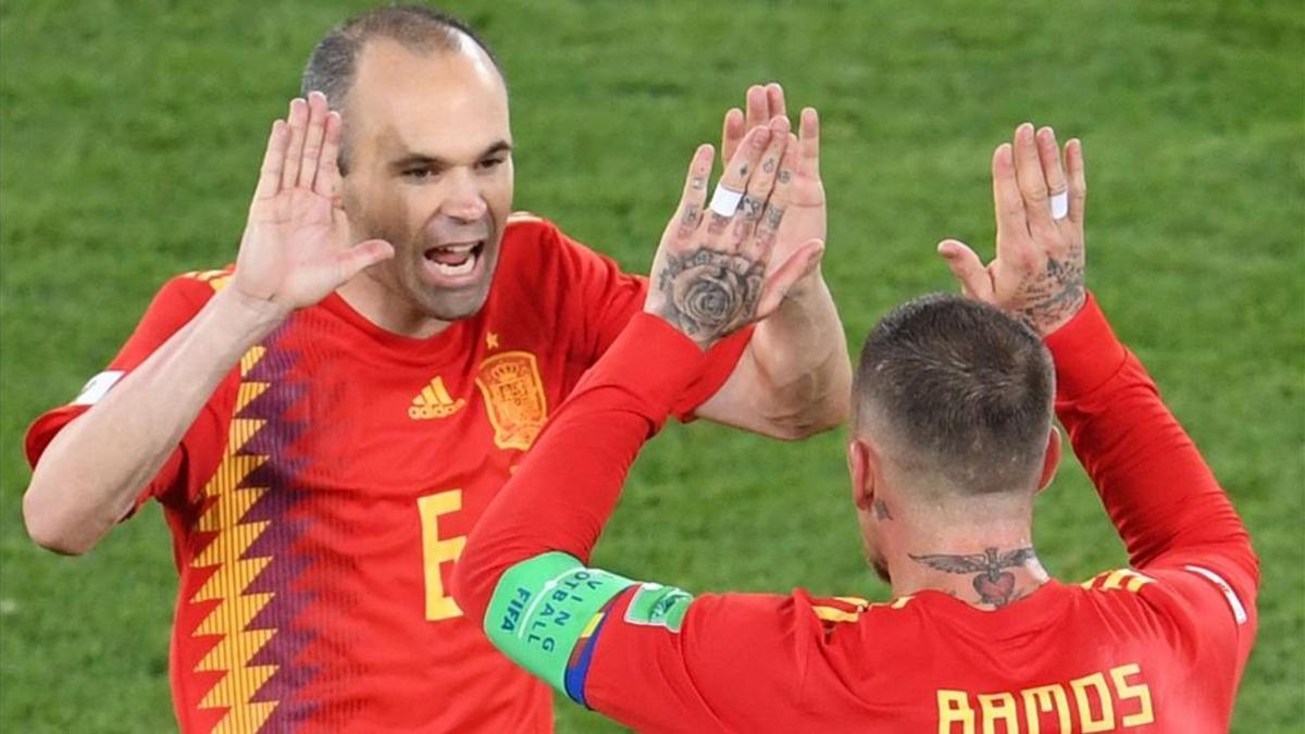 Iniesta sacó su rabia en el campo tras el gol de Isco