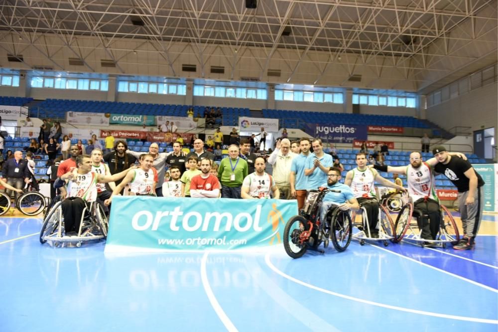 Baloncesto sobre ruedas en el Príncipe de Asturias