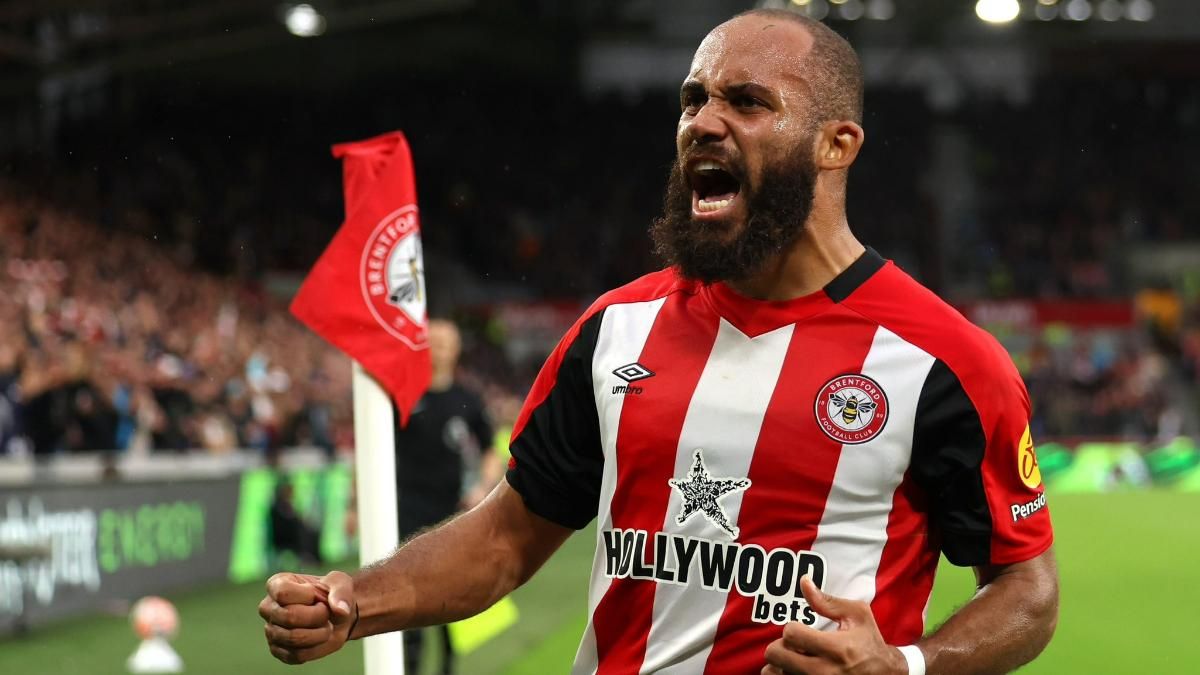 Bryan Mbeumo celebra un gol con el Brentford