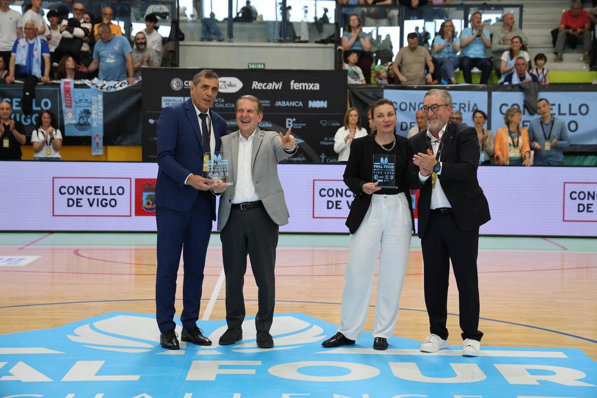 El Celta Zorka celebra su ascenso a la élite del baloncesto