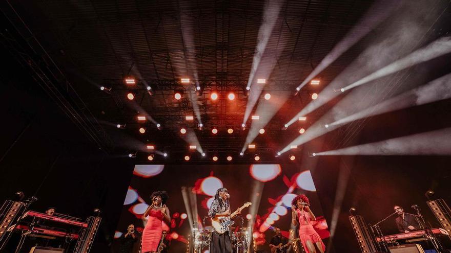Nile Rodgers & CHIC, una bomba disco i funk al Porta Ferrada