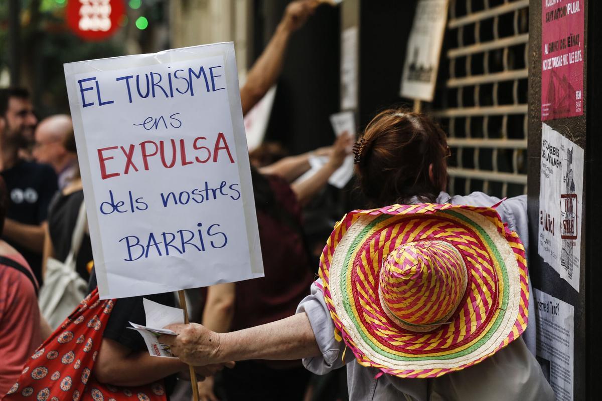 Protesta contra la masificación turística en Barcelona.