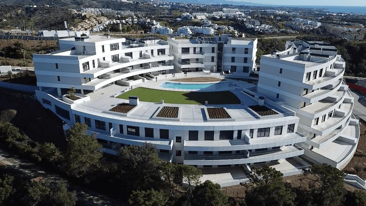 Panorámica de la promoción Vanian Views de AEDAS Homes en Estepona.