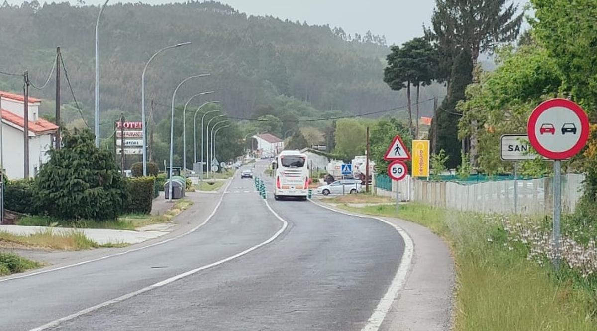 Recta de Lavacolla donde se acumulan los negocios
