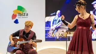Concierto de Swingin Tonic en el estand de Ibiza en Fitur