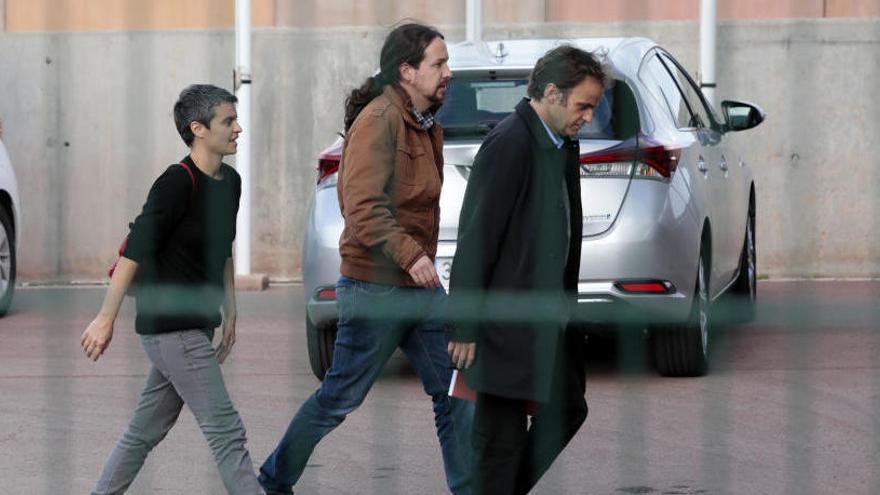 Junqueras trasllada a Iglesias que ERC no negociarà sense un gest del Govern sobre els presos