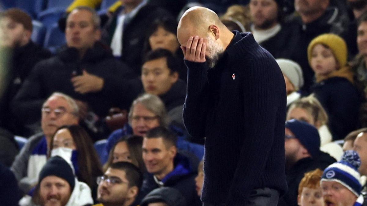 Guardiola, durante el Brighton-Manchester City (2-1).