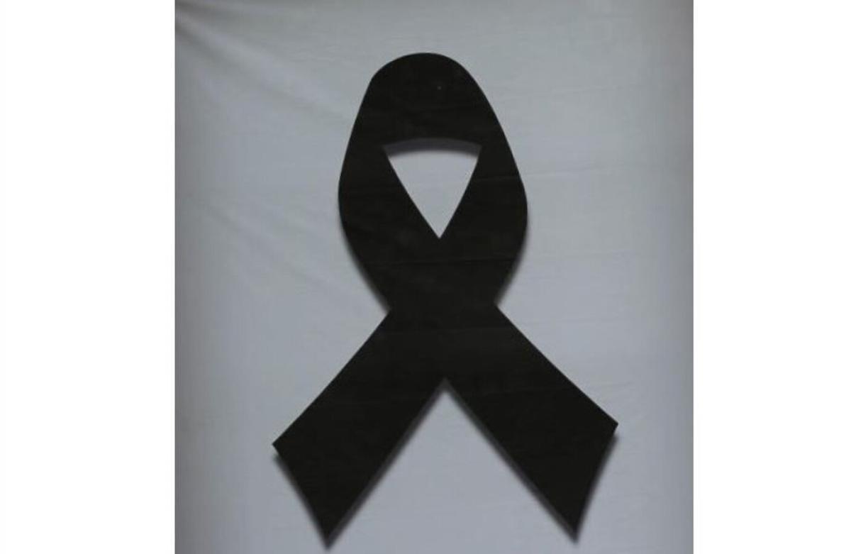 Imagen de un crespón negro.