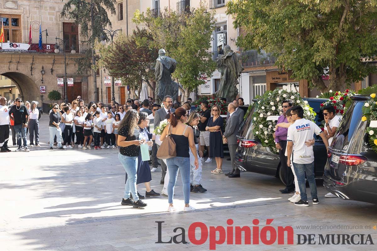 Imágenes del funeral en Caravaca de algunas de las víctimas del incendio en las discotecas de Murcia