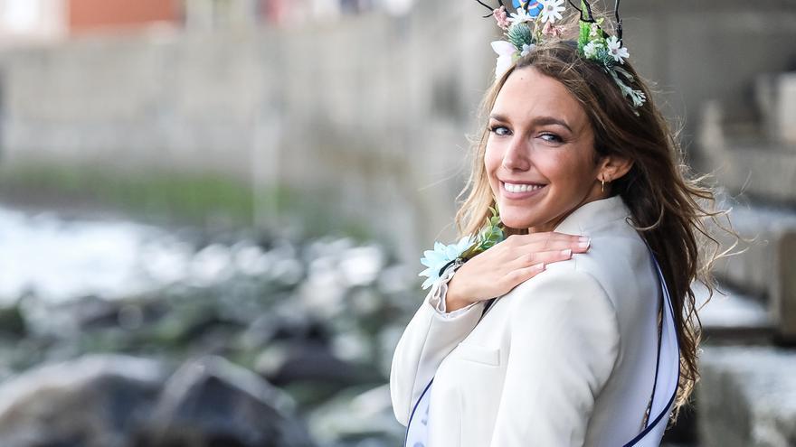 Candidatas a Reina del Carnaval de Las Palmas de Gran Canaria: Daniela Medina (Dormitorum y El Gusto por el Vino)