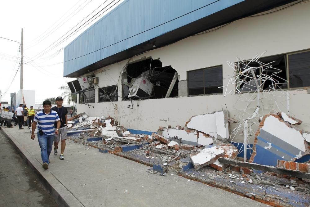 Un terremoto de 7,8 grados ha causado decenas de muertos en Ecuador.